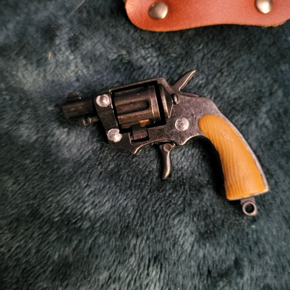 Vintage Colt 45 Pistol Mini Cap Gun Key Chain - Picture 5 of 9